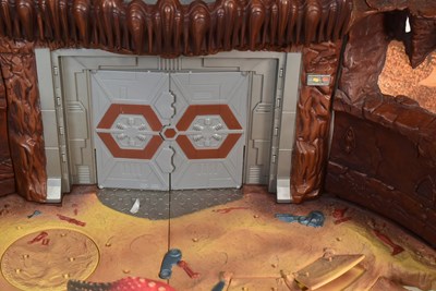 Lot 417 - STAR WARS - ATTACK OF THE CLONES - GEONOSIS BATTLE ARENA PLAYSET