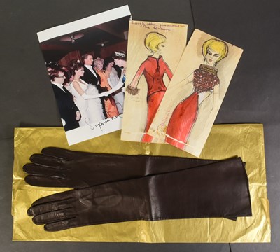 Lot 55 - SUZANNA LEIGH (1945-2017) - PERSONALLY WORN GLOVES 'BORN FREE' SCREENING