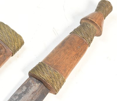 Lot 14 - SOUTH AFRICA SHONA PEOPLE DAGGER