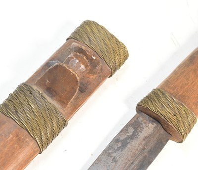 Lot 14 - SOUTH AFRICA SHONA PEOPLE DAGGER