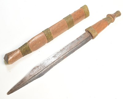 Lot 14 - SOUTH AFRICA SHONA PEOPLE DAGGER