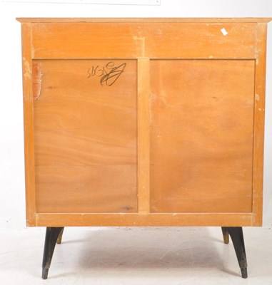 Lot 562 - AUSTINSUITE - MID CENTURY OAK DRESSING TABLE & CHEST OF DRAWERS