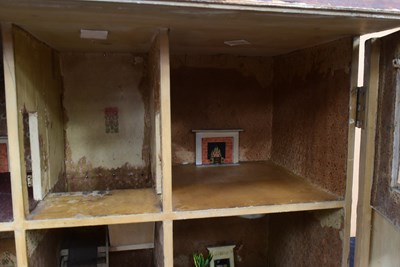 Lot 150 - DOLLS HOUSE - EARLY LINES BROS / TRIANG DOLL HOUSE