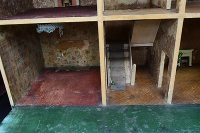Lot 150 - DOLLS HOUSE - EARLY LINES BROS / TRIANG DOLL HOUSE