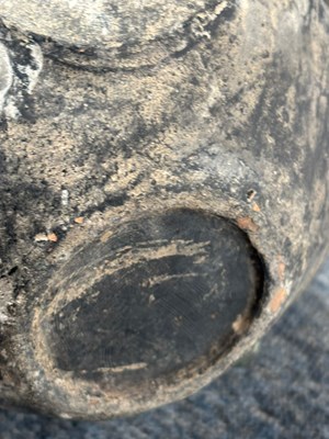 Lot 9 - HAN DYNASTY TWIN HANDLED BLACK POTTERY WITH METAL STUDS 汉代 黑陶嵌铜泡钉双耳壶