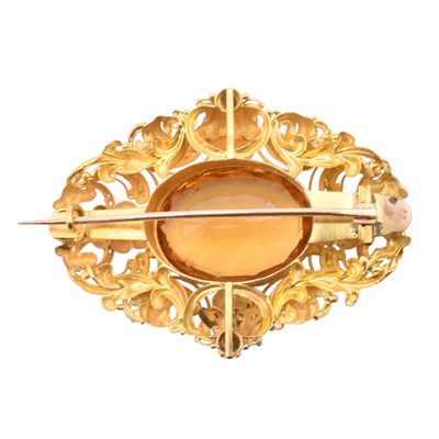 Lot 113 - GOLD CITRINE CANNETILLE WORK BROOCH PIN