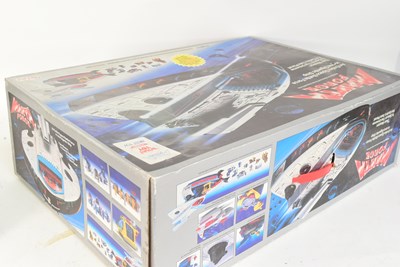 Lot 561 - RETRO TOYS - BLUEBIRD MANTA FORCE SHIP