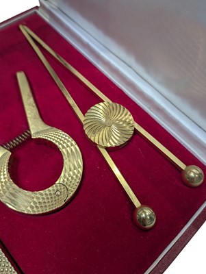 Lot 322 - ASPREY - VINTAGE 1970S GILT THREE PIECE COCKTAIL BAR SET