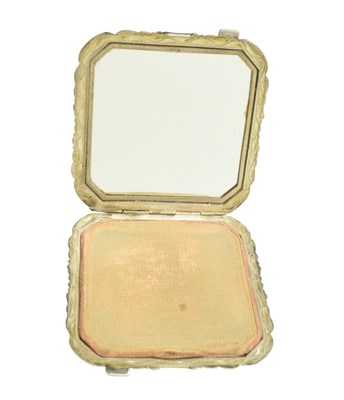 Lot 79 - 20TH CENTURY CZECHOSLOVAKIA CONTINENTAL 900 SILVER COMPACT