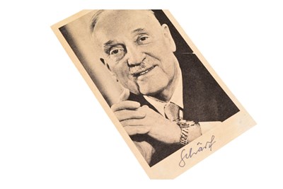 Lot 163 - WORLD LEADERS - COLLECTION OF AUTOGRAPHS