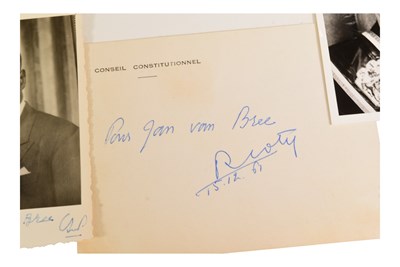 Lot 163 - WORLD LEADERS - COLLECTION OF AUTOGRAPHS