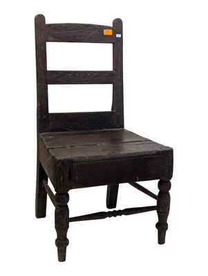 Lot 764 - ENGLISH 18TH CENTURY PINE / OAK FARMHOUSE KITCHEN DINING CHAIR