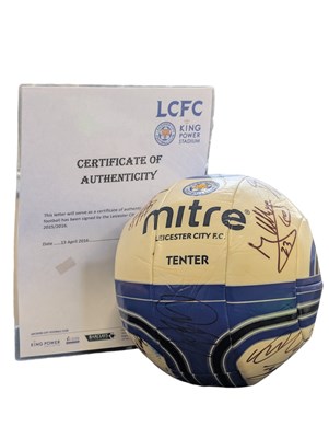 Lot 60 - LEICESTER CITY FOOTBALL CLUB - PREMIER LEAGUE WINNING SEASON SIGNED BALL