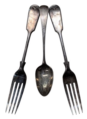 Lot 120 - 18TH CENTURY GEORGE III HALLMARKED SILVER TEASPOON