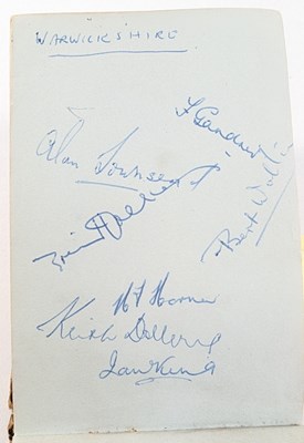 Lot 80 - CRAIG THOMAS COLLECTION - AUTOGRAPH ALBUMS