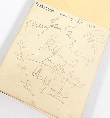 Lot 80 - CRAIG THOMAS COLLECTION - AUTOGRAPH ALBUMS