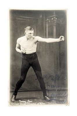 Lot 41 - BOXING - TOMMY FARR (D.1986) - EARLY SIGNED PHOTOGRAPH
