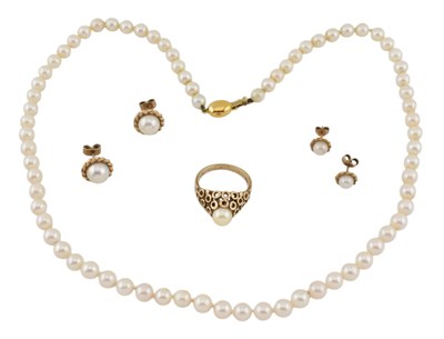 Lot 528 - COLLECTION OF 9CT GOLD & CULTURED PEARL JEWELLERY