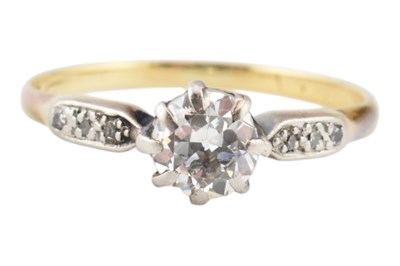 Lot 478 - 1930s 18CT GOLD & DIAMOND RING