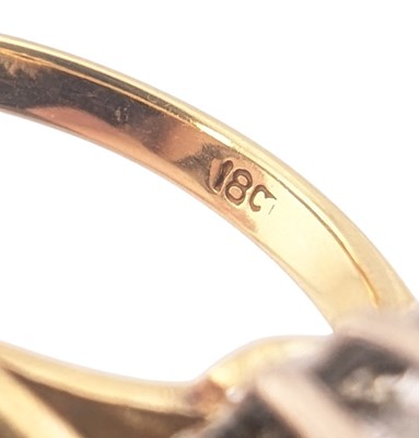 Lot 55 - 18CT GOLD SAPPHIRE & DIAMOND RING