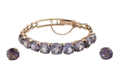 Lot 121 - 9CT GOLD & SYNTHETIC SAPPHIRE BRACELET & EARRINGS