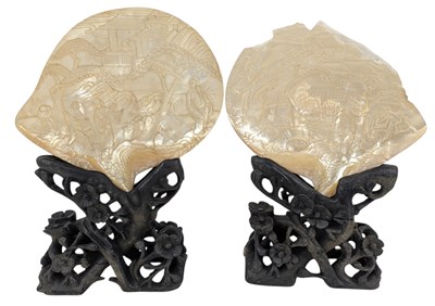 Lot 23 - PAIR OF 19TH CENTURY CHINESE CARVED MOTHER OF PEARL ON STANDS 清 珍珠贝母雕刻带原座