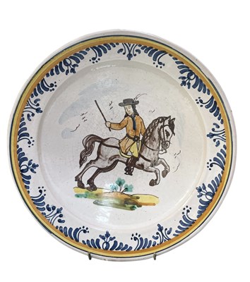Lot 92 - 18TH CENTURY SPANISH CATALAN TIN GLAZED CHARGER PLATE
