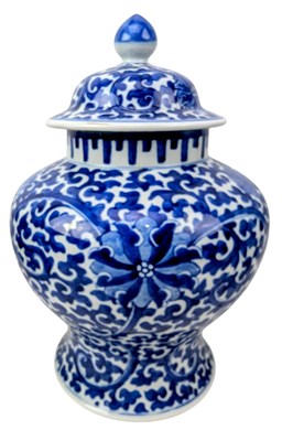 Lot 69 - 19TH CENTURY CHINESE KANGXI MARKED BLUE AND WHITE LIDDED TEMPLE JAR 清 青花 缠枝莲将军罐
