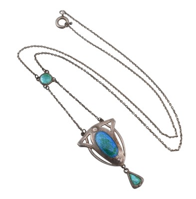 Lot 44 - AN ART NOUVEAU CHARLES HORNER HALLMARKED SILVER NECKLACE