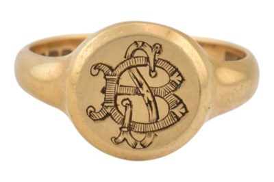 Lot 164 - A HALLMARKED 18CT GOLD SIGNET RING