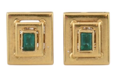 Lot 61 - A PAIR OF 18CT GOLD & GEM SET EARRINGS
