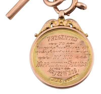 Lot 139 - HALLMARKED 9CT GOLD COMMEMORATIVE MEDAL & CHAIN
