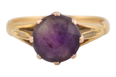 Lot 169 - 18CT WHITE GOLD & AMETHYST RING