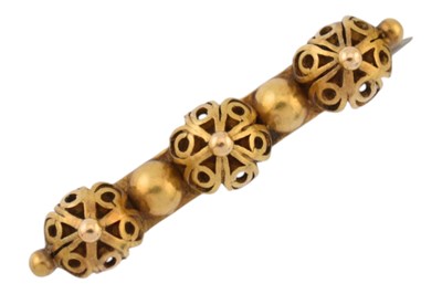 Lot 143 - 19TH CENTURY 9CT GOLD FANCY BROOCH PIN