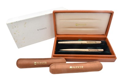 Lot 4 - PARKER PAIR OF CASED HALLMARKED 9CT GOLD PENS