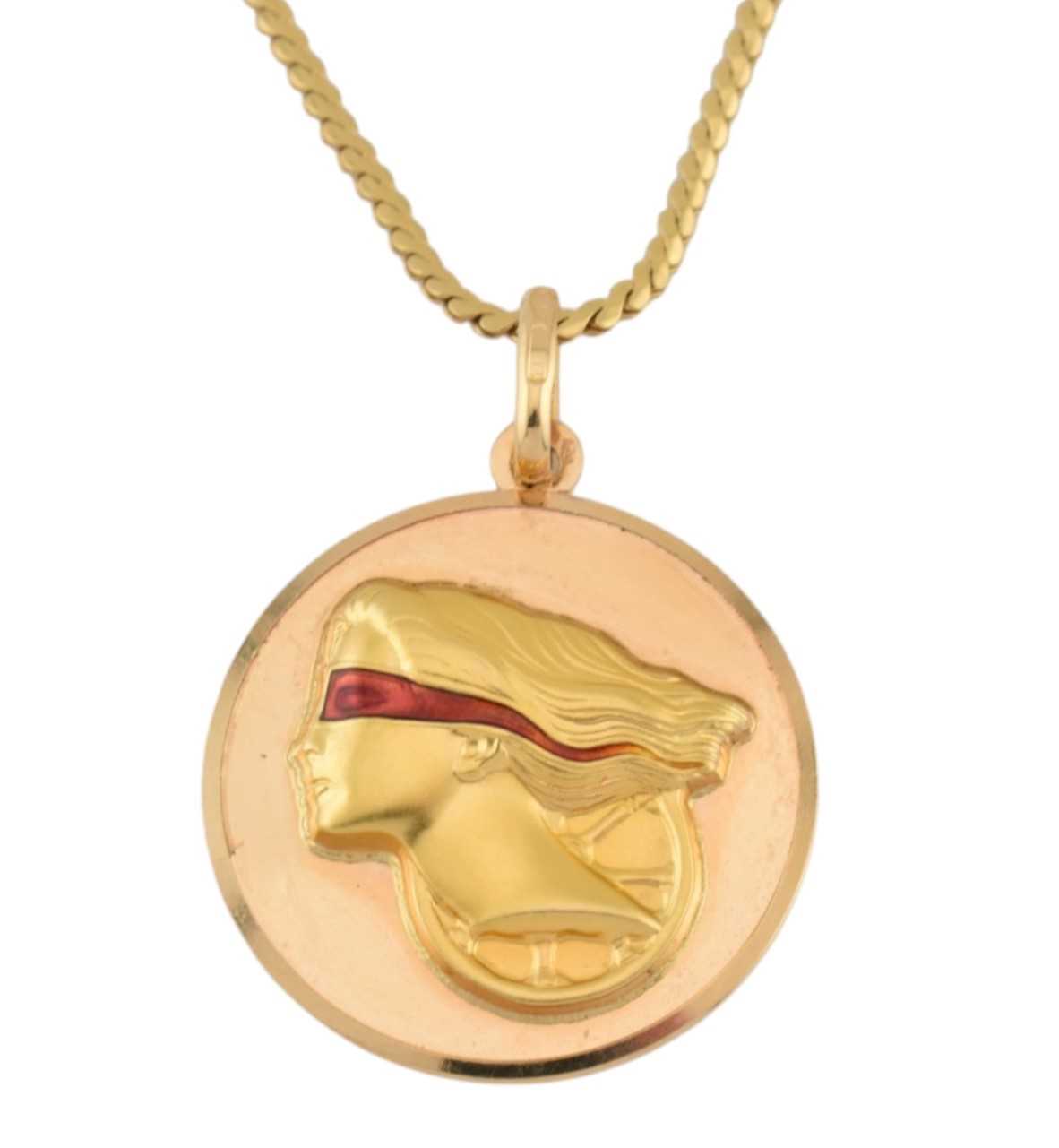 Lot 54 - ITALIAN 18CT GOLD NECKLACE & LA DEA BENDATA PENDANT