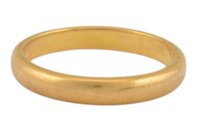 Lot 512 - HALLMARKED 22CT GOLD BAND RING