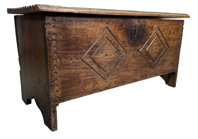 Lot 367 - 17TH CENTURY CARVED OAK WOOD COFFER/CHEST