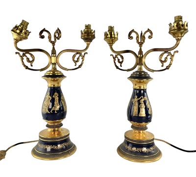 Lot 526 - PAIR OF ITALIAN EARLY 20TH CENTURY FLORENTINE CERAMIC & ORMOLU TABLE LAMP