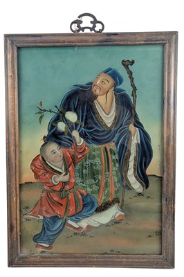 Lot 118 - QING DYNASTY RERESERVE PAINTING ON GLASS OF A FATHER & A CHILD 清 人物玻璃画