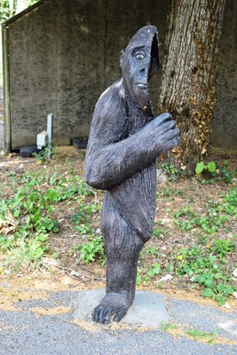 Lot 281 - FORMER BRISTOL ZOO GARDENS - HALF-GORILLA CLIMB-IN EXHIBIT SCULPTURE