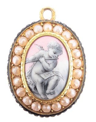 Lot 120 - FRENCH GOLD LOCKET PENDANT