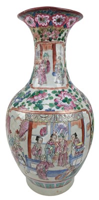 Lot 144 - 19TH CENTURY CHINESE POSSIBLY GUANGXU EXPORT CANTON FAMILLE ROSE VASE 清 广彩人物`花鸟瓶