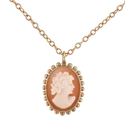 Lot 452 - 9CT GOLD CAMEO PENDANT NECKLACE