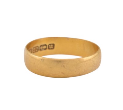Lot 82 - VICTORIAN HALLMARKED 22CT GOLD BAND RING