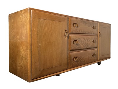 Lot 250 - ERCOL FURNITURE - MODEL 468 - MID-CENTURY SIDEBOARD CREDENZA