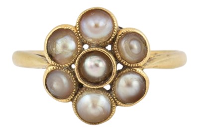 Lot 64 - 18CT GOLD & PEARL CLUSTER RING