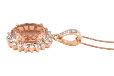 Lot 28 - GOLD MORGANITE & DIAMOND CLUSTER PENDANT NECKLACE