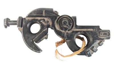 Lot 56 - DOCTOR WHO - SCREEN USED SONTARAN RIFLE BUTT