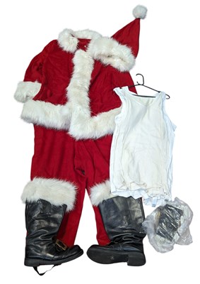 Lot 160 - DOCTOR WHO - LAST CHRISTMAS (2014) - NICK FROST SCREEN USED COSTUME & SACK